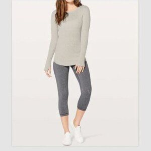 Lululemon Cabin Yogi Knit Sweater Women’s Size 4 Gray Athleisure Activewear